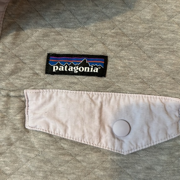 Patagonia Quilted Cotton Snap Sweatshirt. XS - Picture 2 of 4